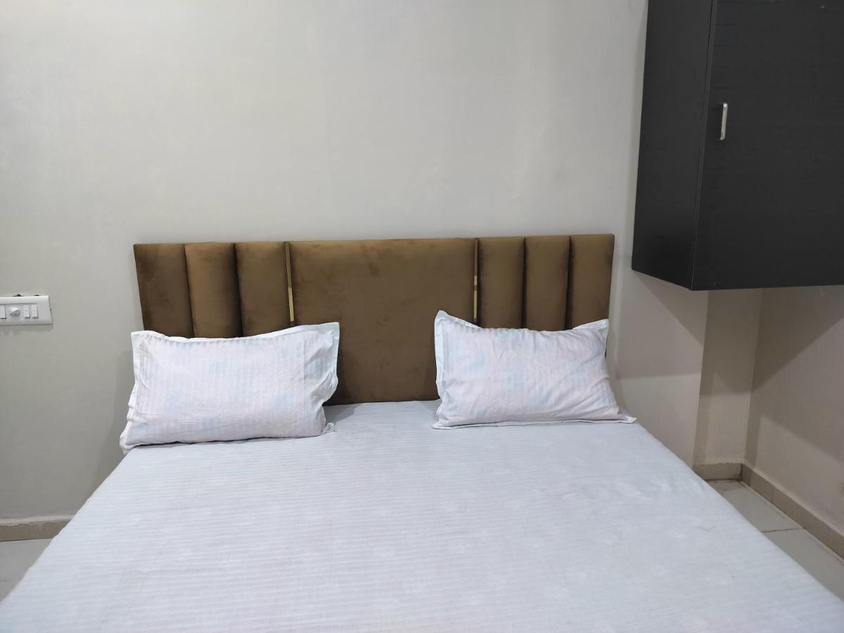 Satkar Home Stay Ujjain Ngoại thất bức ảnh